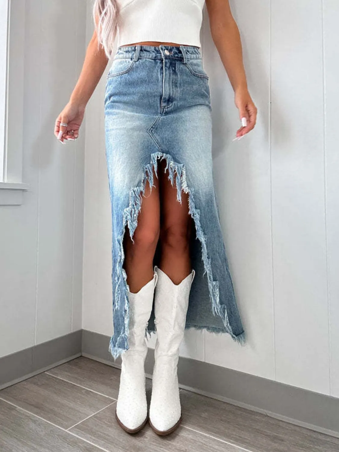 👖 Edgy Elegance: High-Waist Raw Hem Asymmetry Denim Skirt 🔥💃