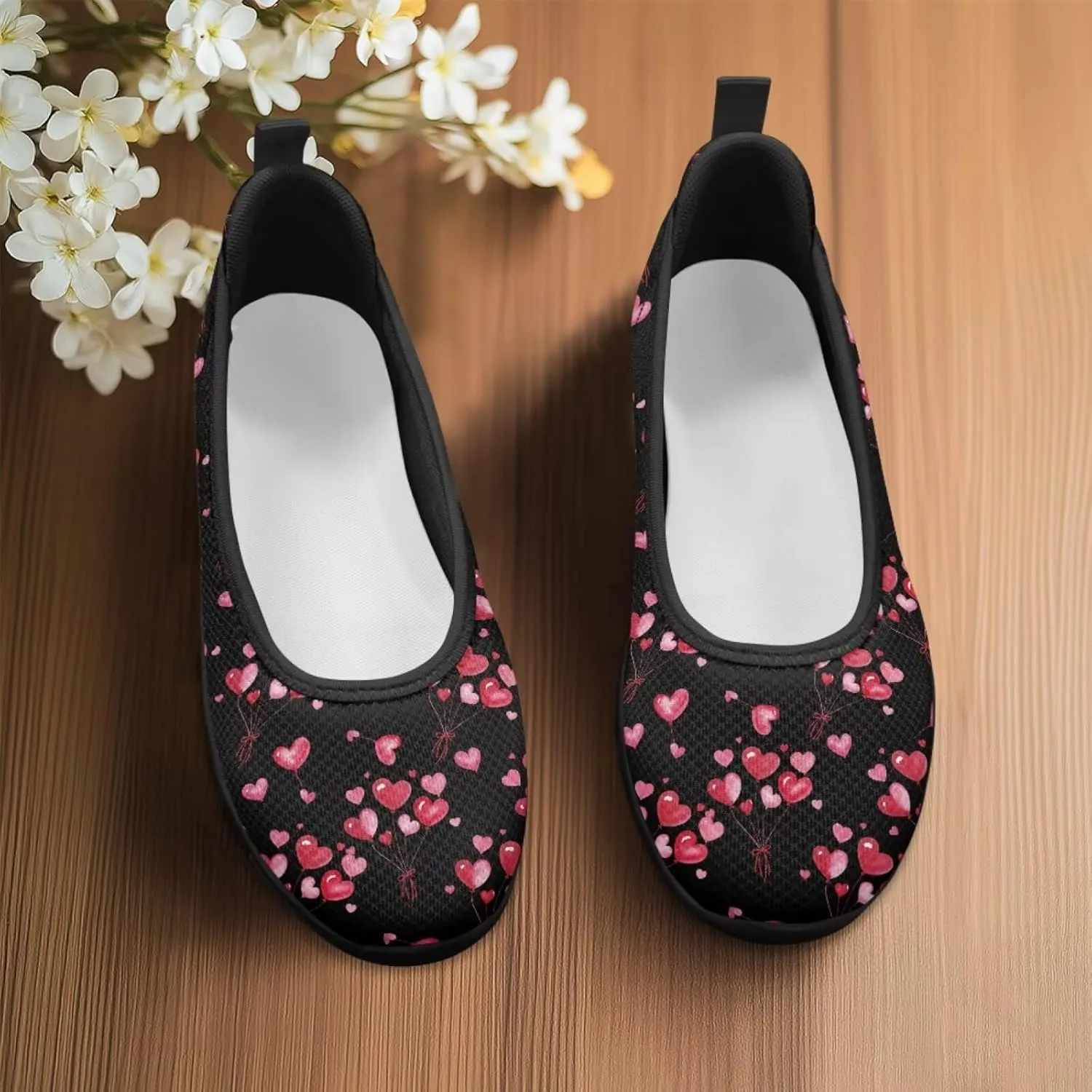 Binienty Casual Shoes for Women Mesh Kint Breathable Loafers Trendy Slip On Walking Sneakers Round Toe Flats for Travel