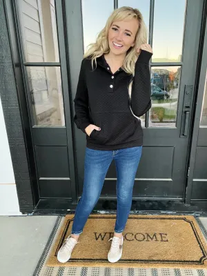Connections Quarter Zip Pullover in Black