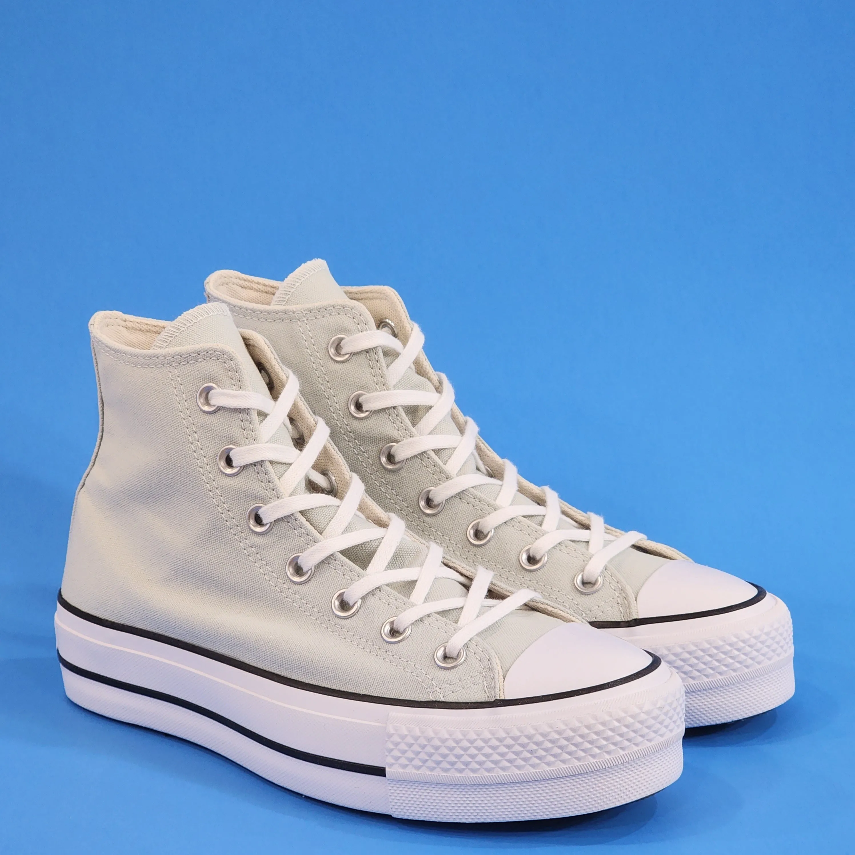 Converse CTAS Platform Lift 'Light Silver' Women's Platform Sneakers 572720C NWT