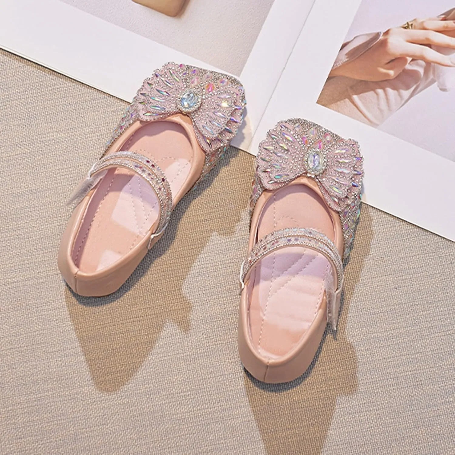 Girls Glitter Dress Shoes Bowknot Rhinestone Wedding Mary Jane Ballet Flats with Strap Kids Sequins Dance Sandals