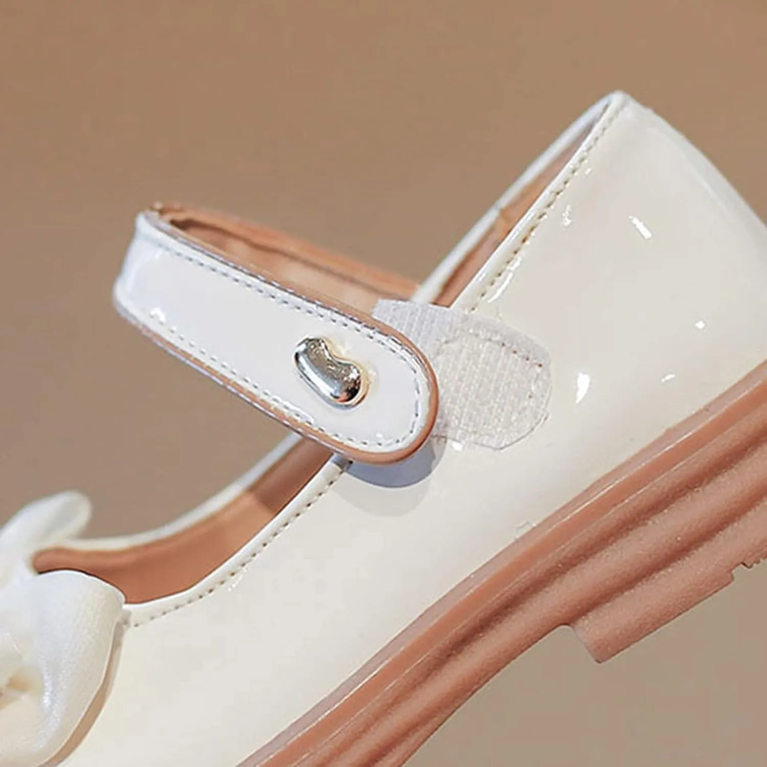 Kids Sandals Fashion Spring Summer Children Casual Shoes Girls Dress Shoes Thick Sole Round Toe Anti Slip Rubber Sole