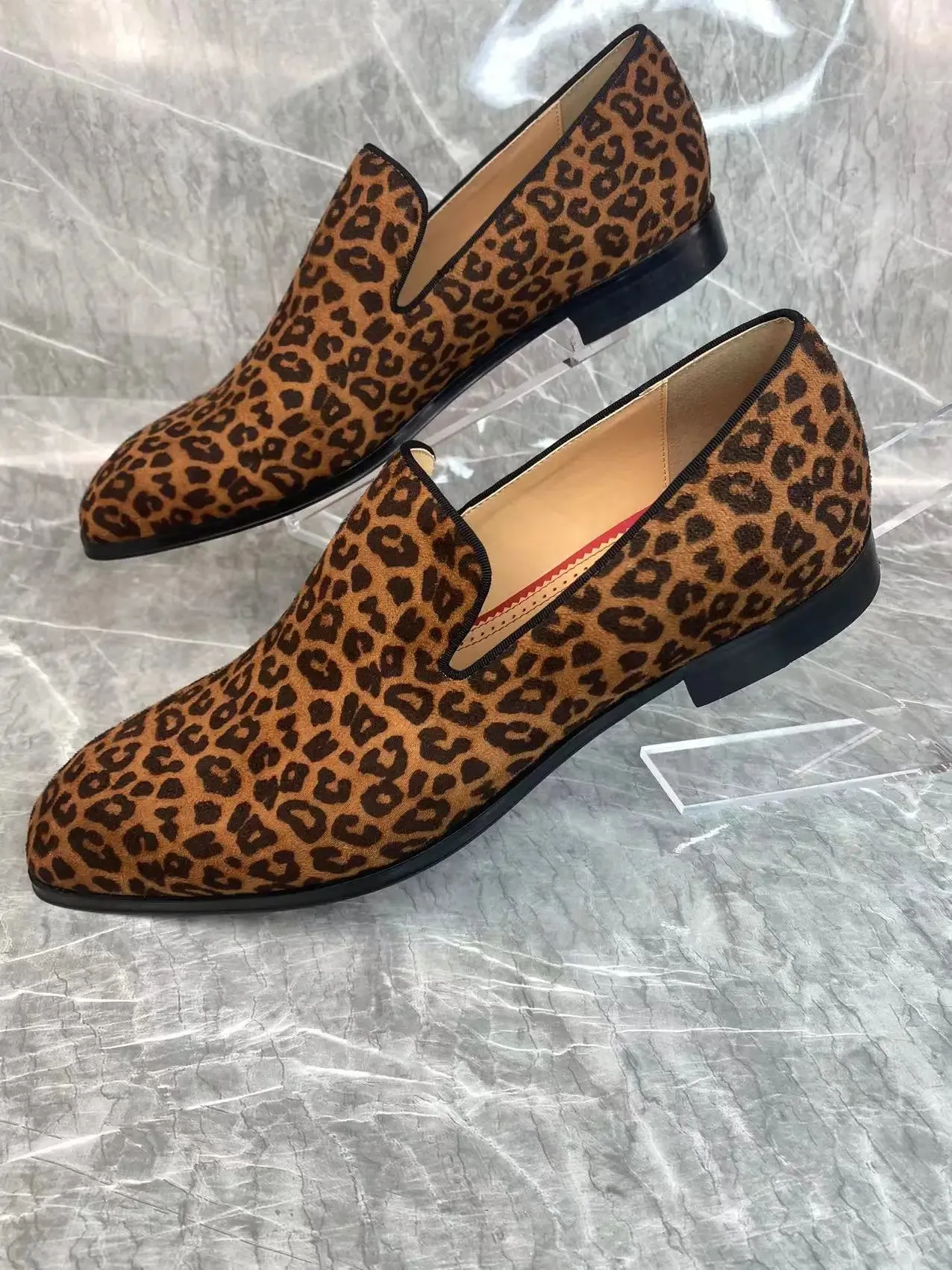 Low-heeled Men's Loafers