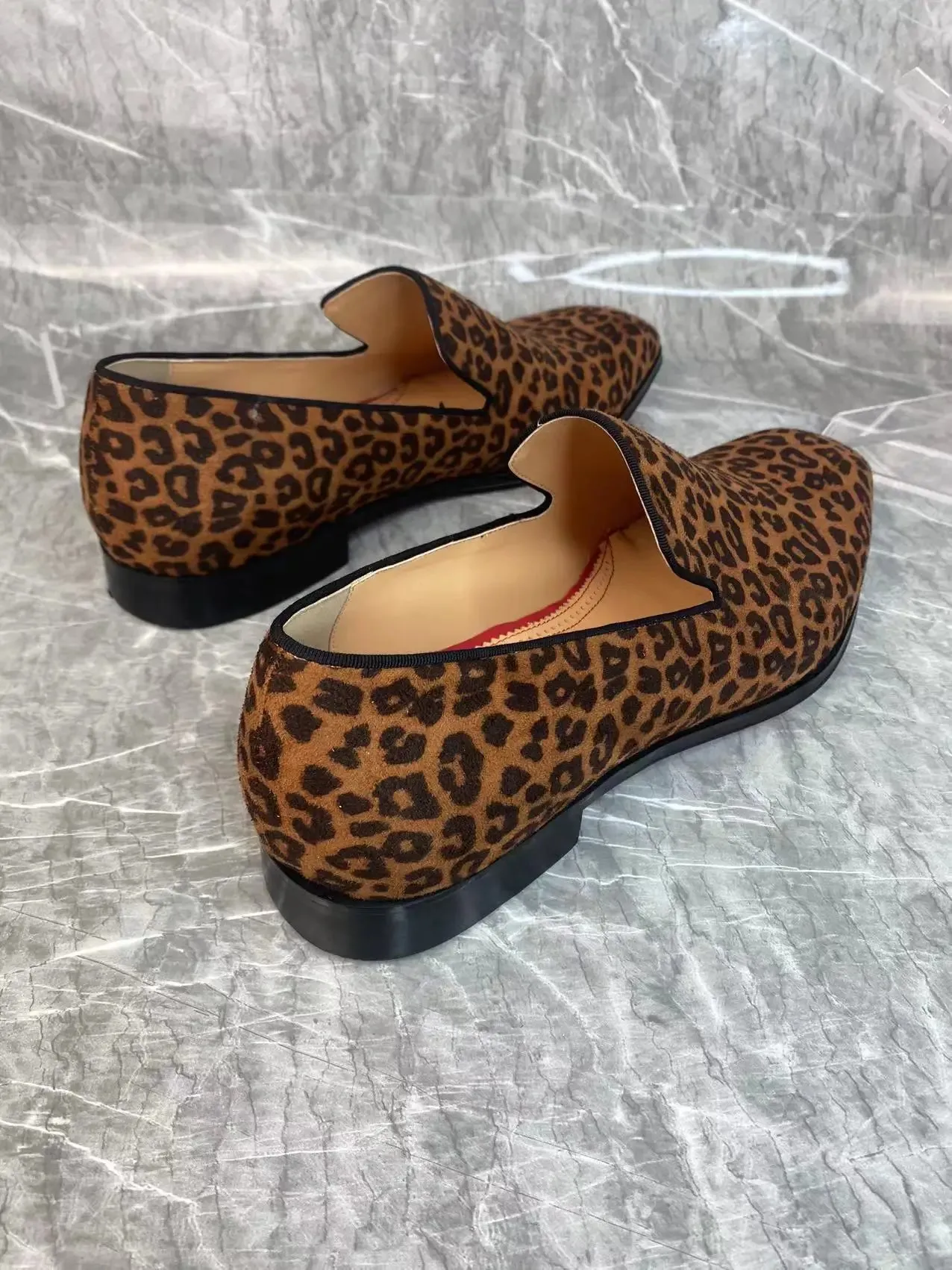 Low-heeled Men's Loafers