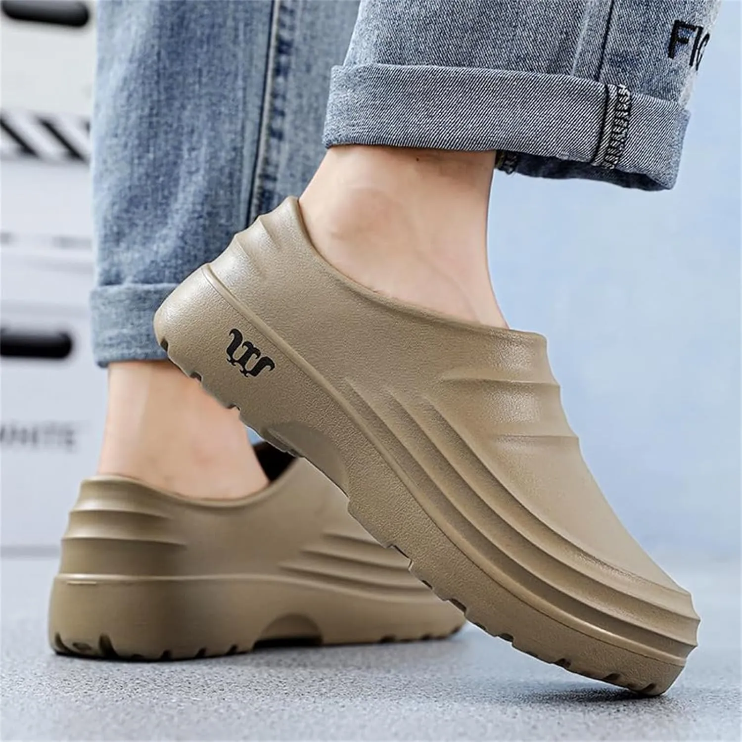 Mmoneyake Armadillo Clogs for Women Men Chef Shoes Wide Waterproof Nursing Shoe Comfortable Non Slip Nurse Work Shoes Ideal for Healthcare Kitchen Food Service Garden Unisex Slip-Resistant Work Shoe