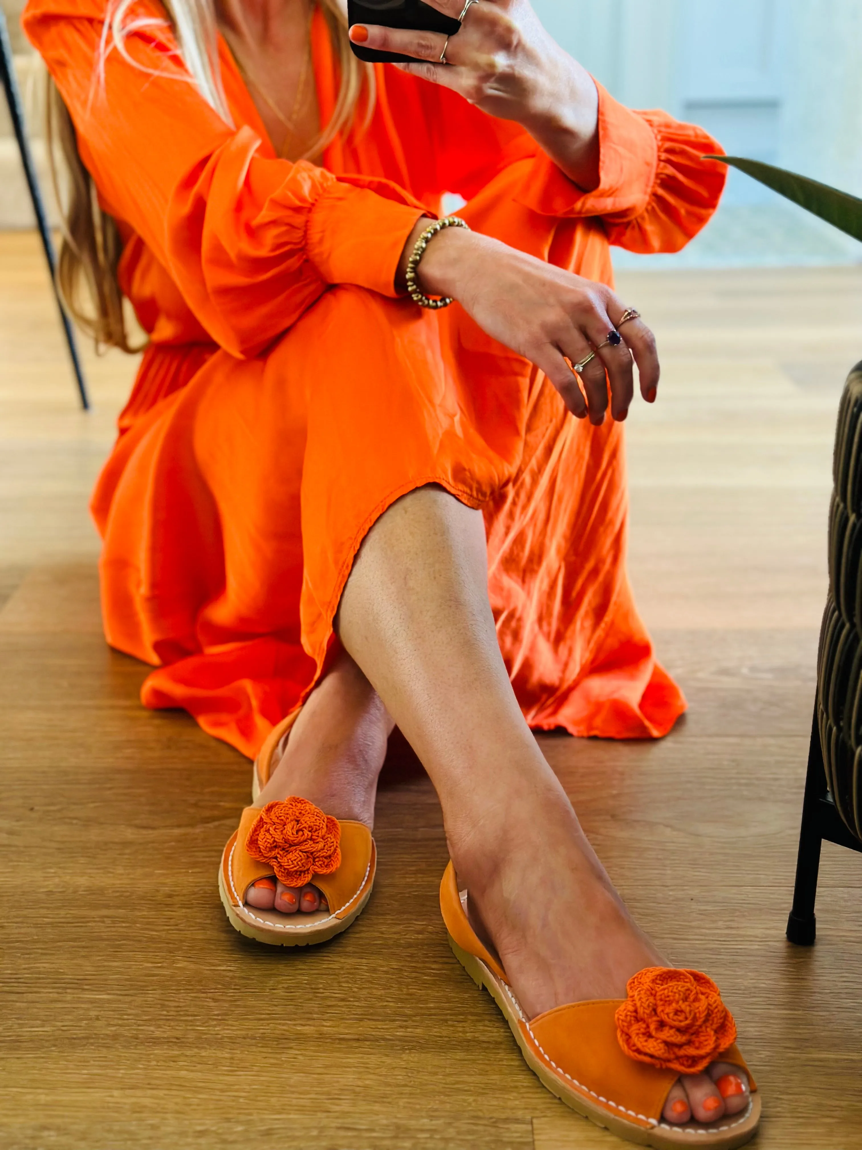 SAMPLE SALE Dahlia Flower Flats