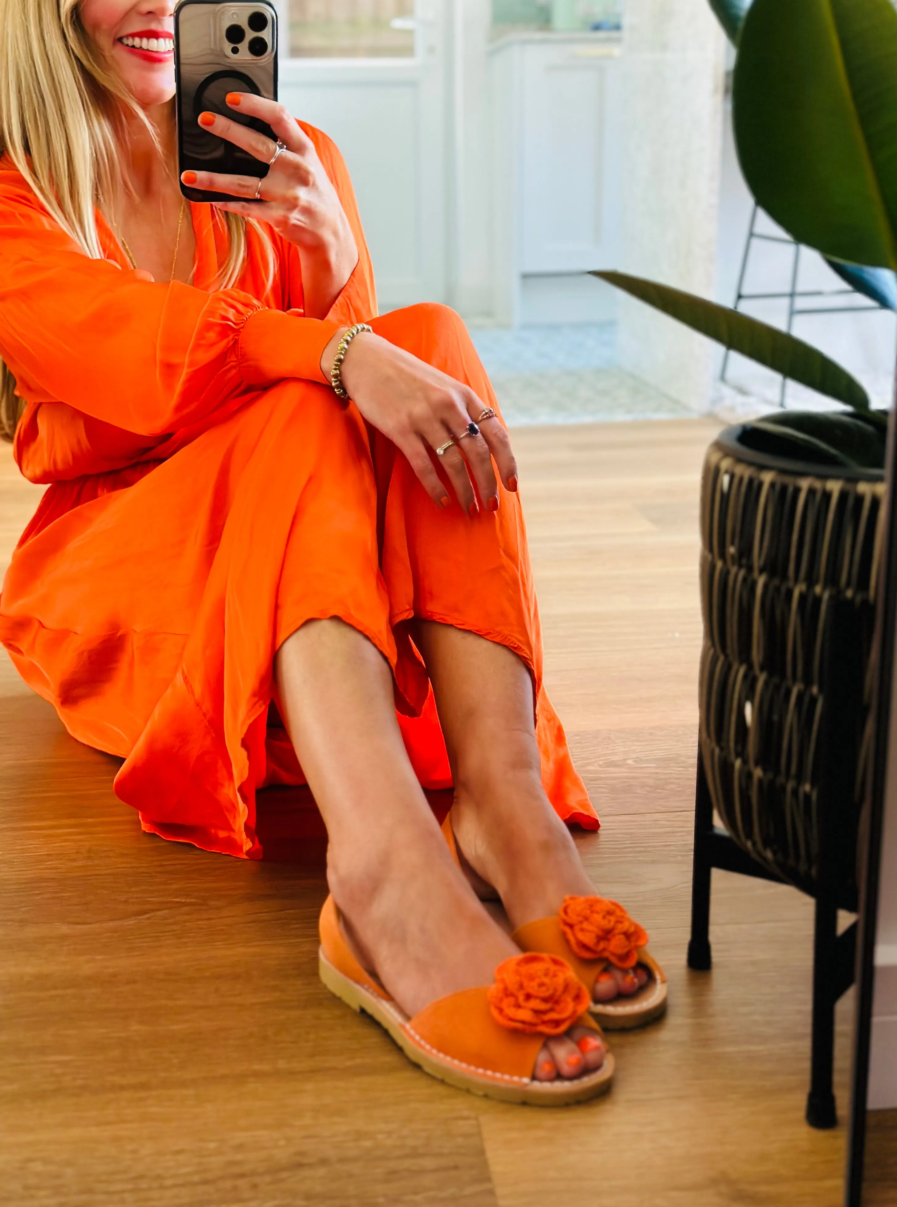 SAMPLE SALE Dahlia Flower Flats