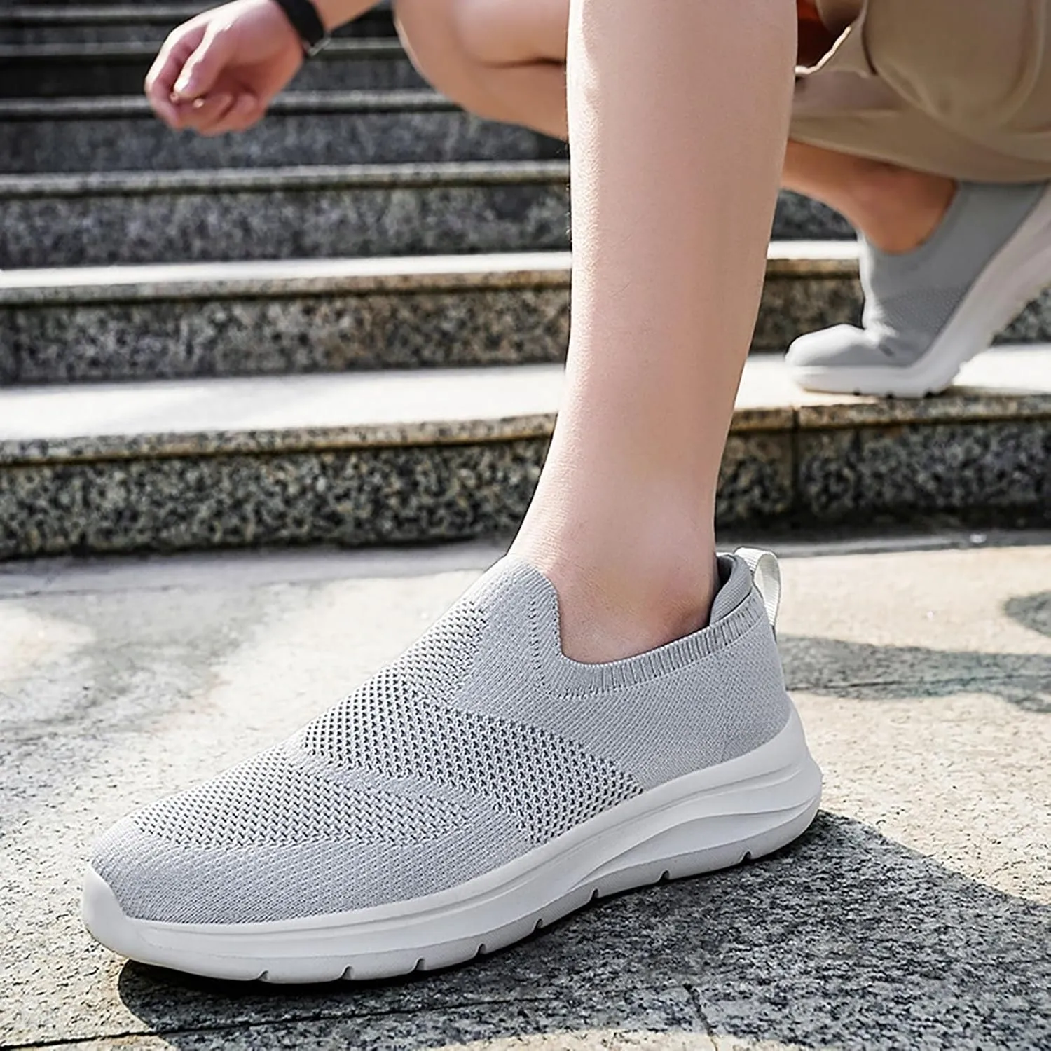 Slip On Walking Shoes for Women Fashion Mesh Casual Sport Sneakers Business Work Daily Walking Non Slip Sneakers