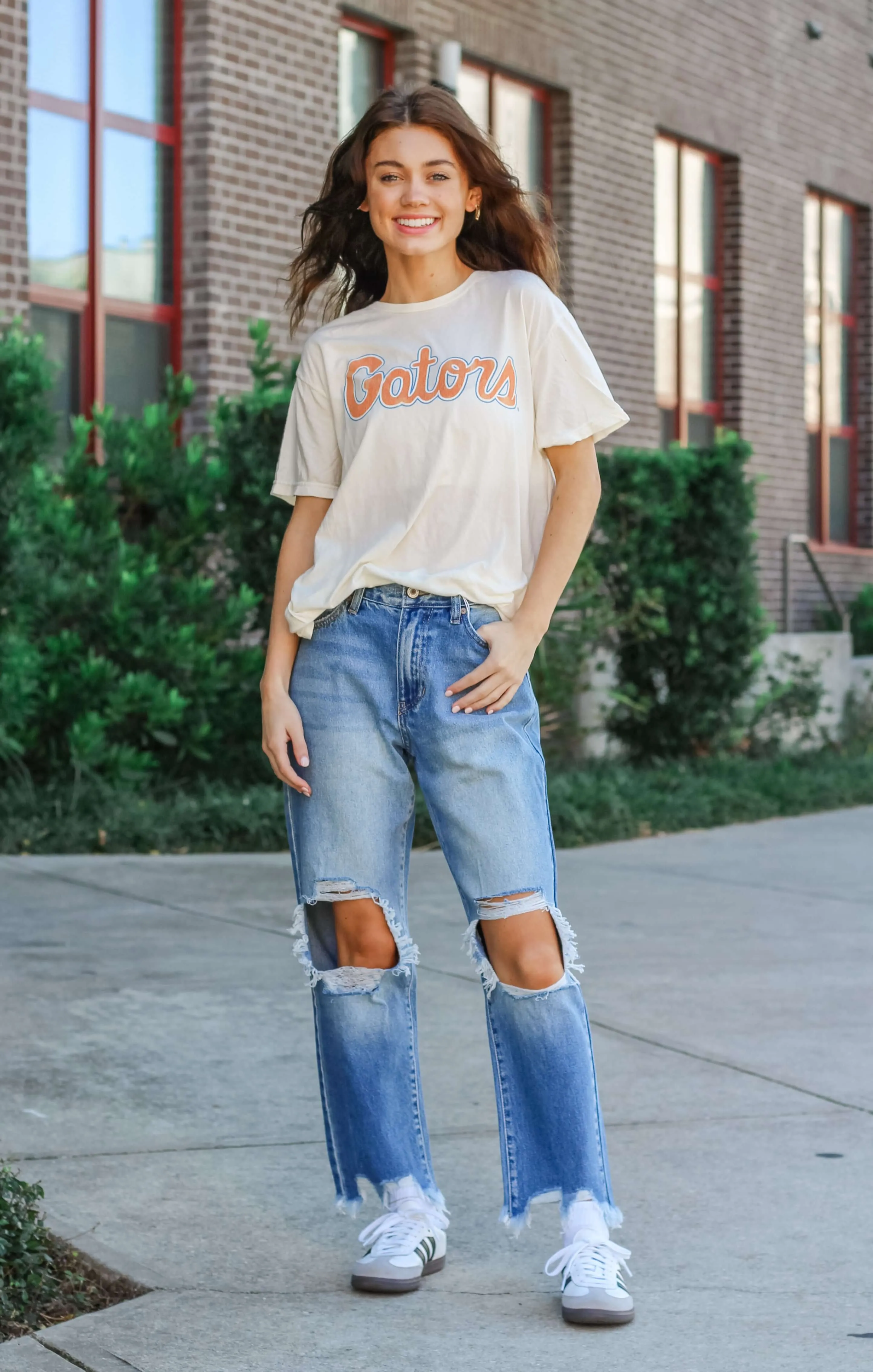 The Classic Gators Vintage Boyfriend Tee (Vintage White)