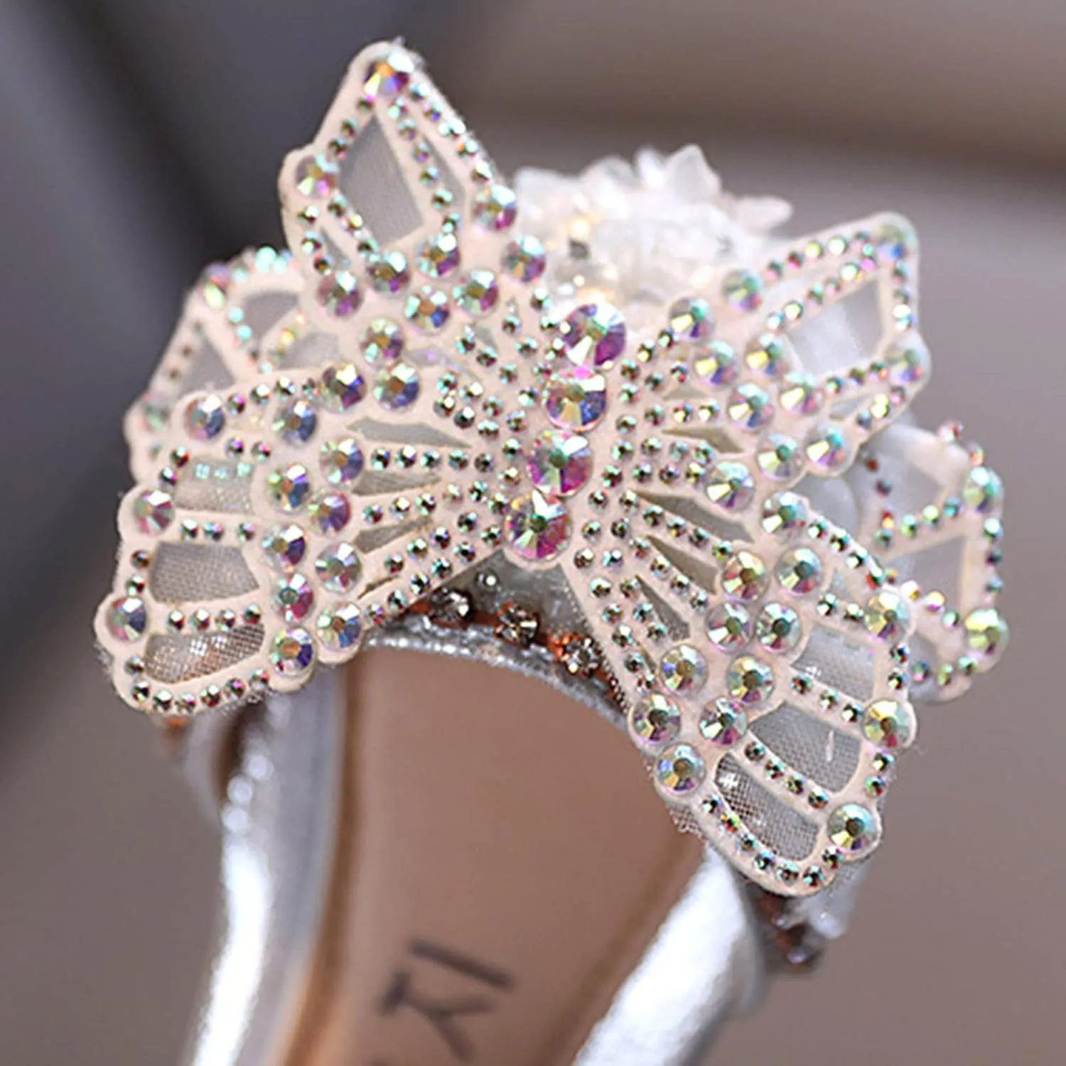 Toddler Sandals Fashion Summer Girls Dance Shoes Princess Dress Performance Shoes Silk Bow Mesh Anti Slip Rubber Sole