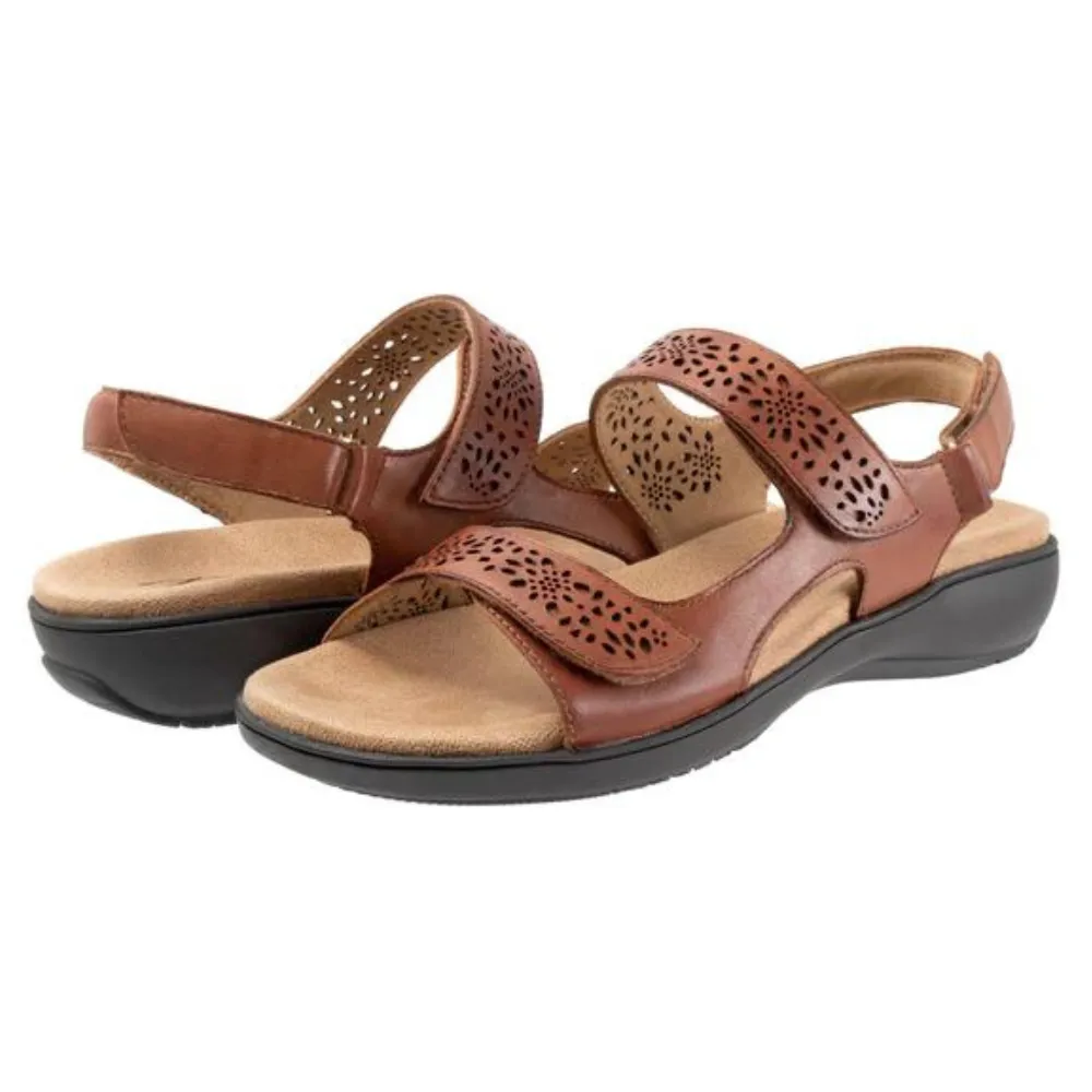 Trotters Romi Luggage Sandal (Women's)