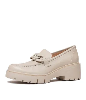 Unnay Almond Leather Heeled Loafers
