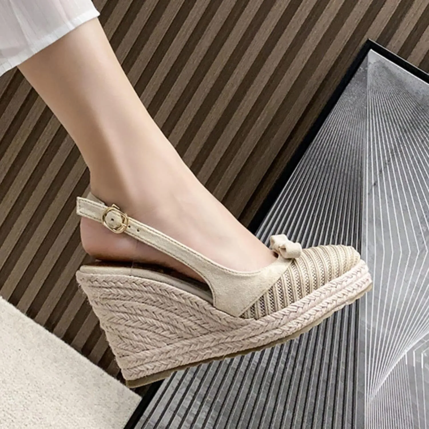 Wedge Heel French Fisherman Shoes 2022 Summer New Thick Sole Straw Woven Espadrilles Close Toe Sandals High Heel