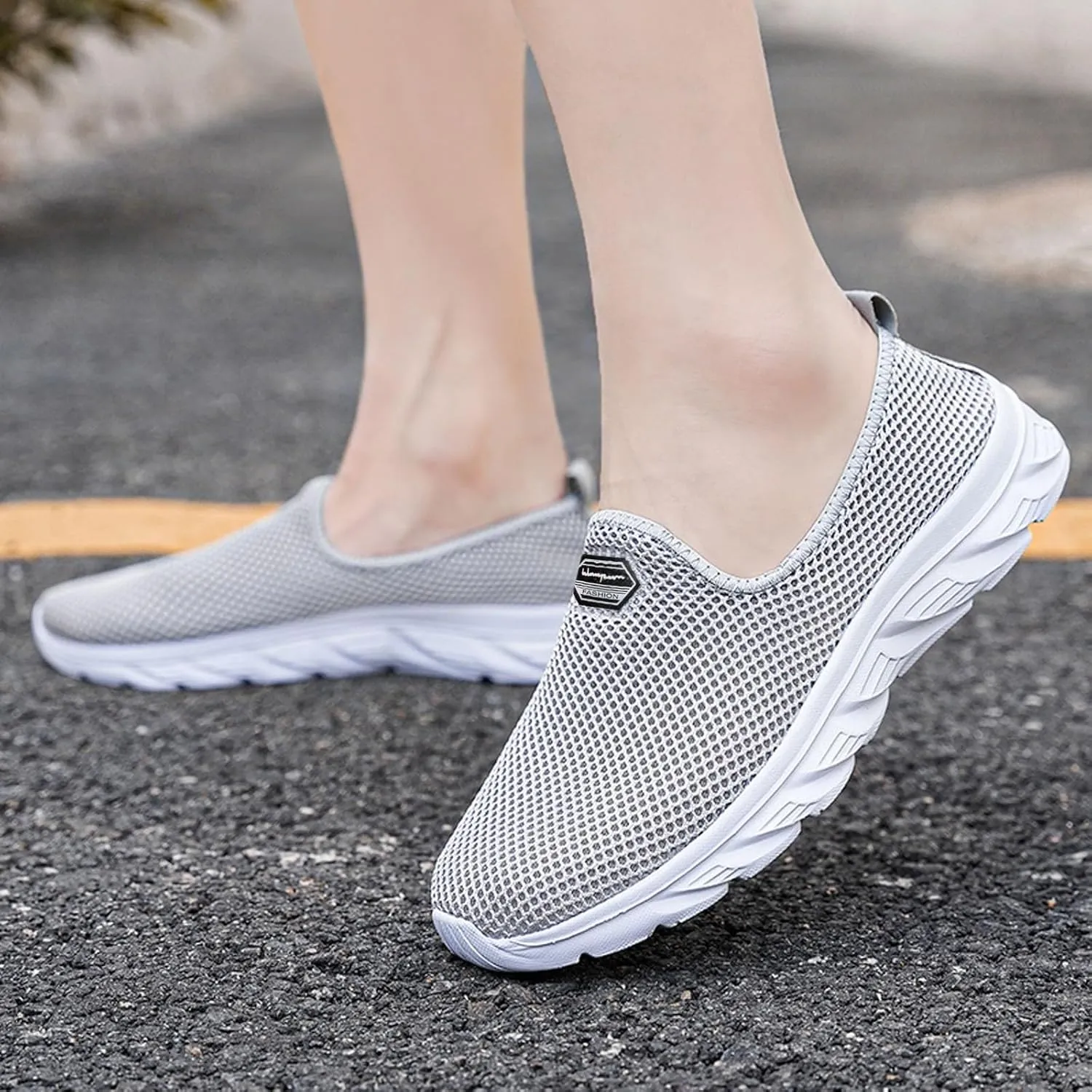 Womens White Platform Sneakers Low Top Platform Shoes Walking Shoes for Women with Arch Support and Comfort Womens Comfortable Loafers Women Running Sneakers