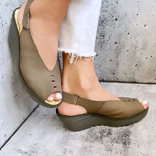 Yeay Wedge Sandal