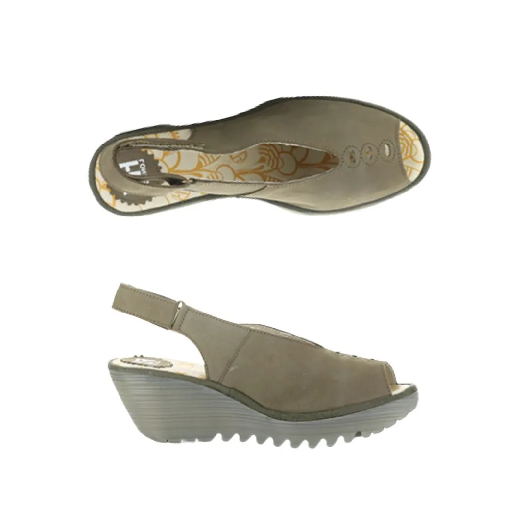 Yeay Wedge Sandal